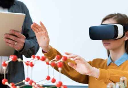 How VR And AR Is Revolutionizing Education Industry?